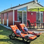 4 Star Holiday Home In Groemitz *