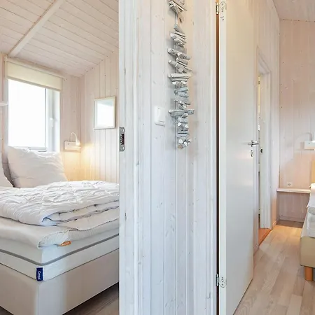 4 Person In 度假居 *